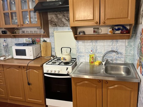 Здам подобово 1-но кімнатну квартиру в  м . Лозова Лозова