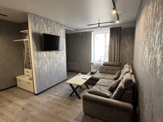 Здається квартира-студія  подобово | вул. Каштанова, біля ТЦ «Всесвіт» Светловодск