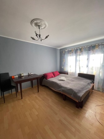 Квартира подобово з центральним опаленням в центрі міста - фото 1