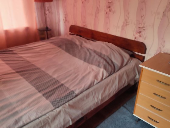 Сдам 2 кімнатну квартиру по суточно Чугуев