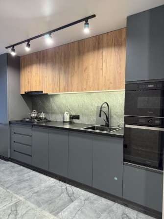 VIP 1 кімн. Погодинно, подобово на Славіна - фото 1