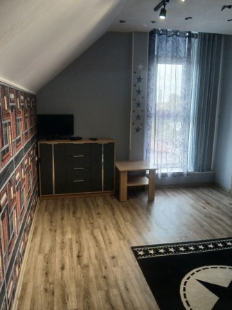 Здам    квартиру  6+спальних місць.. - фото 1