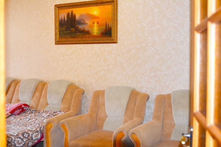 Подобово 1-а, біля авто-ї ,ПортСіті , "Як вдома" - фото 1