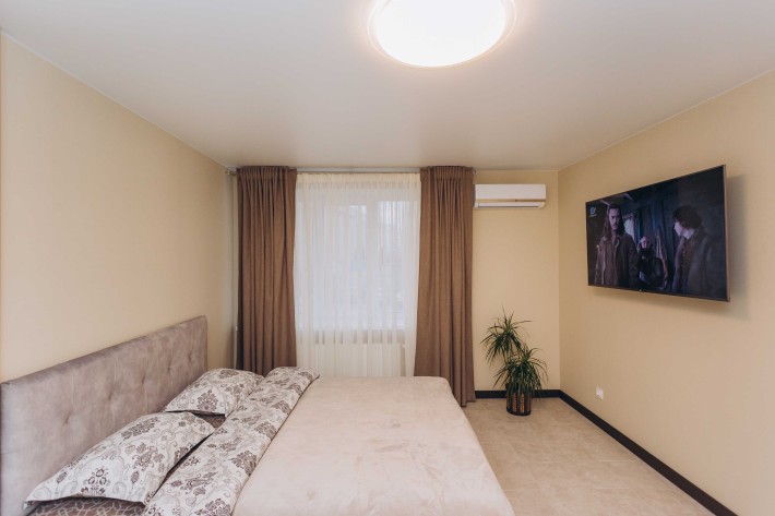 Затишна квартира поруч з центром - фото 1