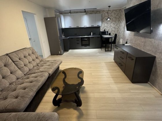 Стильна, затишна, простора квартира в центрі Черкаси