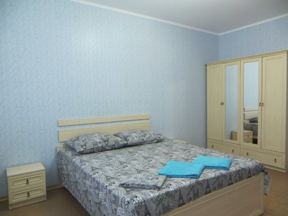 Посуточно. метро "Героев Днепра", ТЦ «Oasis» 7-мин. ул.Богатырская 6а Київ