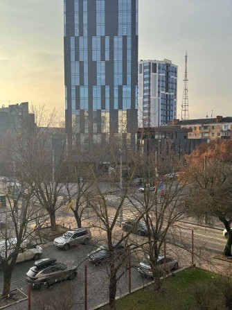 Подобова/погодинна оренда 1 кімн. квартири по вул. Київська (ЦУМ) - фото 1