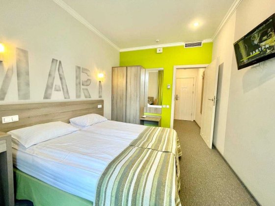 Оренда апартаментів для 2-х, м. Бориспільська (5 хвилин) Київ