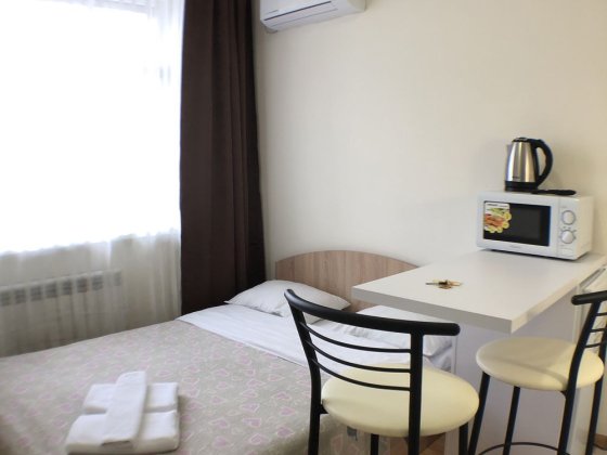 Сдам квартиру почасово біля посольства США,Берестейська метро Київ