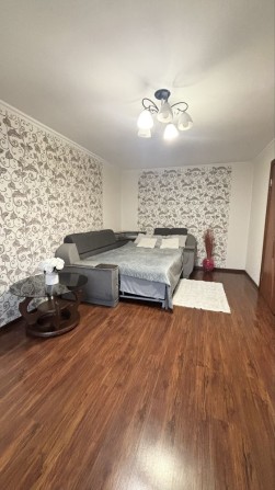 Подобово. Район Глобала. Автовокзал. - фото 1