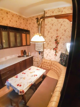 Посуточно 3 комнатная - фото 1