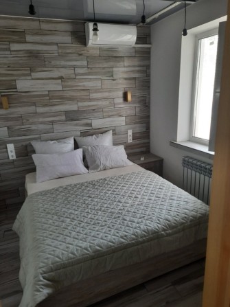 Посуточно,почасово.пр-т Маяковского 4 Wi-fi.Кондиционер. - фото 1