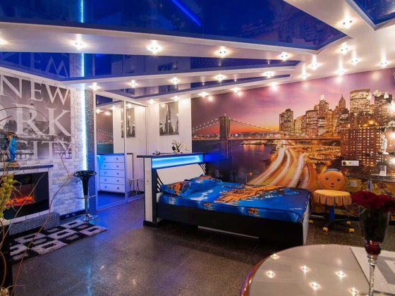 Почасово и посуточно своя с газом 2+1+1 Каштановая, метро 10 минут! Київ