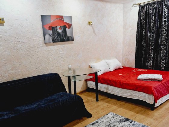 Сдам  двух ком.кварт-дом.Свет,вода,отопл.есть всегда.Европейская 6 Одеса