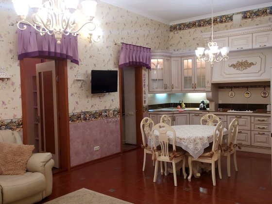 ПосуточноСдам класную 4х Комнатную квартиру(аппартаменты)Центр Одесса Одеса