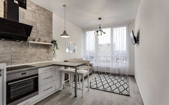 пр.Чорновола, центр ФОРУМ та ОПЕРНИЙ Подобово Львів, погодинно - фото 1