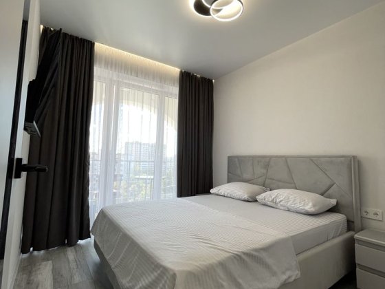 Посуточно без комиссии Инглези,Королева,генератор,газ,балкон Одеса