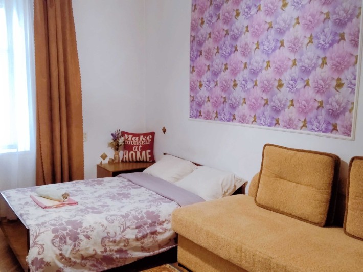 Вільна Квартира в Центрі Львова потижнево подобово погодинно - фото 1