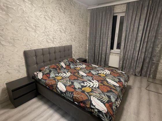 Сдам посуточно без комисссии классную квартиру Таирова Небесной Сотни Одеса