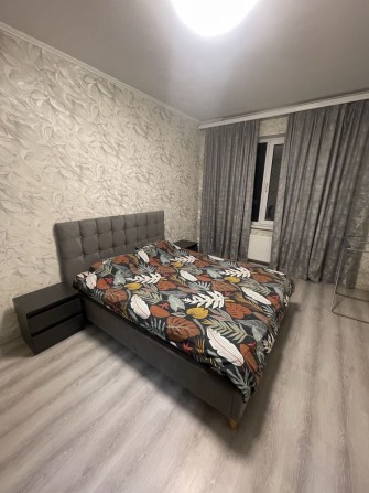 Сдам посуточно без комисссии классную квартиру Таирова Небесной Сотни - фото 1