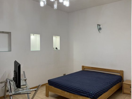 Посуточно 3 комн. квартира Центр ТЦ Никольский Харків