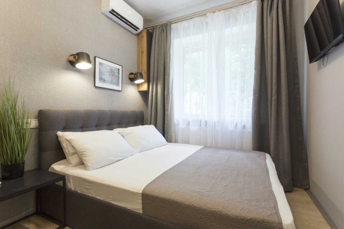 Затишна квартира-студія з чудовим розташуванням - фото 1