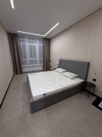 Подобова оренда Аркадія нова квартира - фото 1