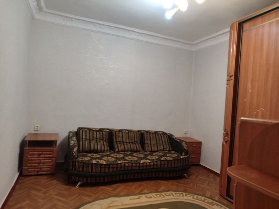 1 кімнатна квартира ,подобово, на 2 спальних місця,центр