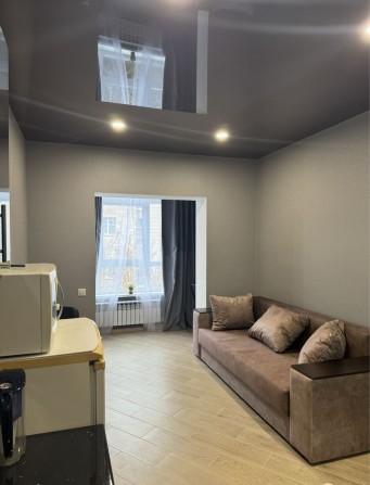 Сдам НОВУЮ уютную КВАРТИРУ || посуточно/почасово вокзал, ЖД госпиталь - фото 1