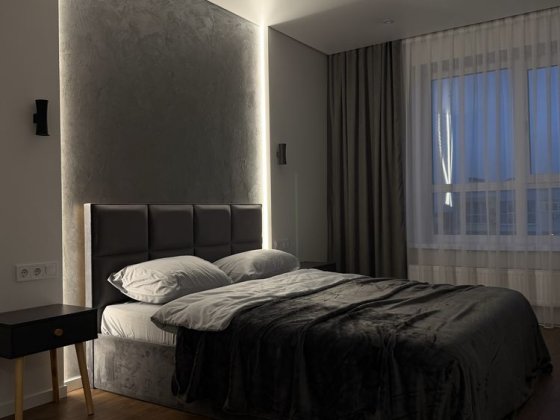 Затишна стильна квартира подобово у с. Петропавлівська Борщагівка Петропавлівська Борщагівка