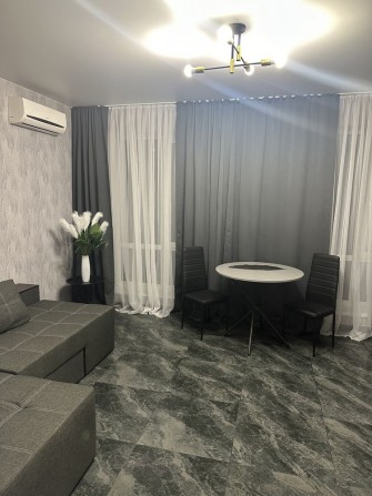 Вільна! Квартира погодинно / подобово. - фото 1