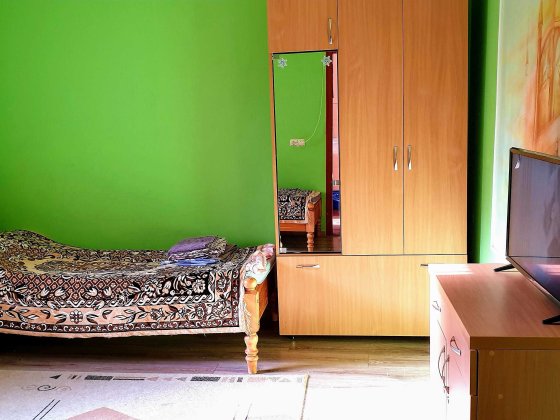 1-кімнатна квартира подобово у Моршині, вул. 50-ліття УПА 16