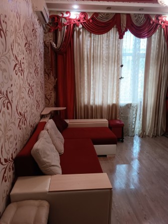 Сдам по суточно квартиру - фото 1