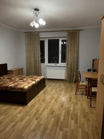 Місце в кімнаті в 2-х кімнатній квартирі - фото 1