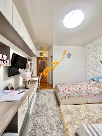 Простора трьох кімнатана квартира в центрі - фото 1