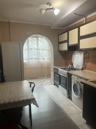 Здається кімната в 3 -кімнатній квартирі - фото 1