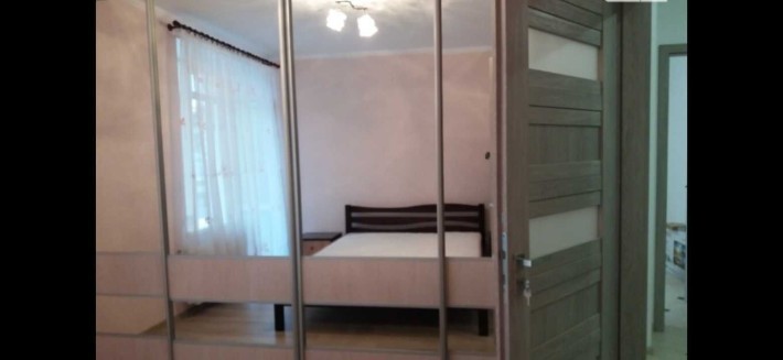 Оренда окремої кімнати в квартирі з і/о на Л. Українки - фото 1