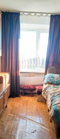 Здається кімната в будинку на Тополі . - фото 1