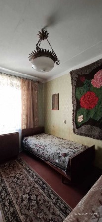 Сдам кімнату для дівчини студентки - фото 1