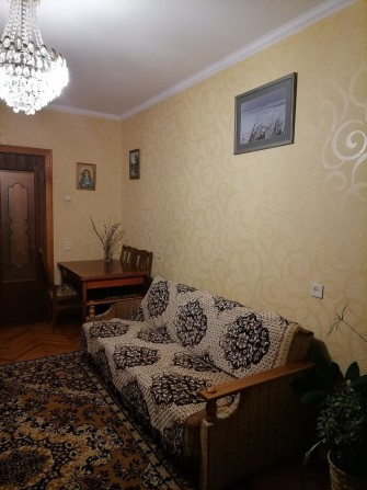 Здам кімнату для проживання дівчини. 12 школа. - фото 1