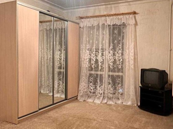 Оренда 2-х. кімнатна центр Рівне