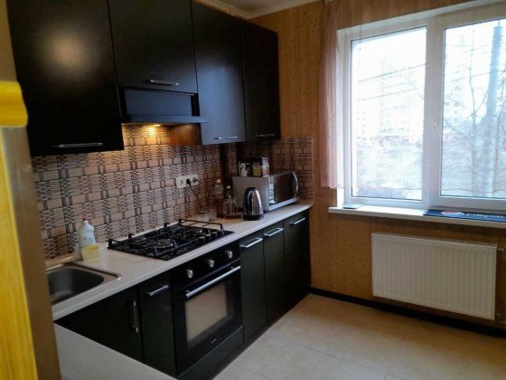 Кімната оренда для дівчини , (можливо двох) | Митниця (центр) Комната Черкаси