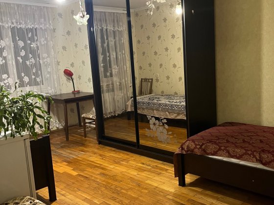 Здам кімнату для дівчини на Космонавтів Винница