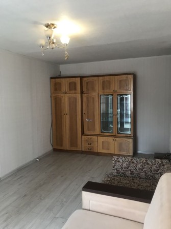 Кімната в гуртожитку, (метро ЧЕРНІГІВСЬКА)Азербайджанська 8/Б - фото 1