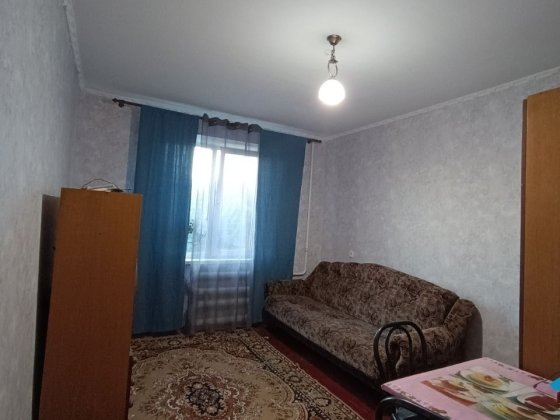 Здається кімната у гуртожитку 12 квартал Днепр