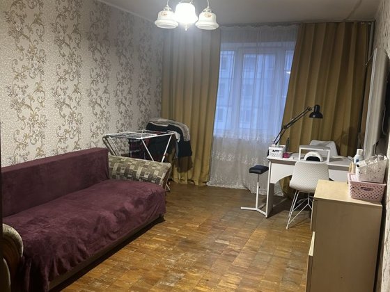 Ищу соседку в квартиру Київ