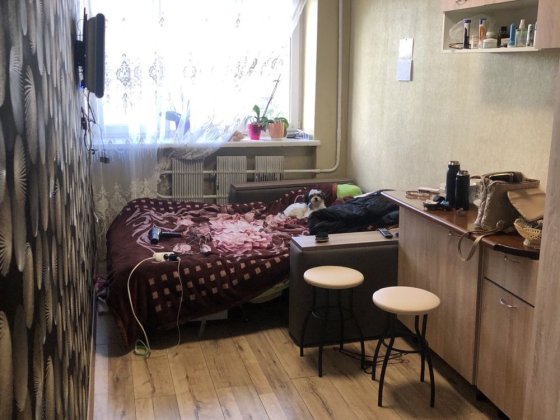 Кімната в сімейному гуртожитку