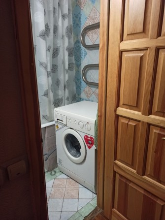 Здам кімнату дівчині  м. Палац спорту - фото 1