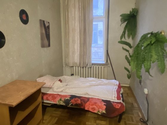 Кмната в центре. Без комиссии!