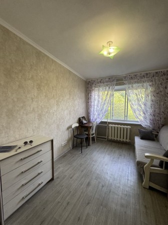 Сдам комнату в коммуне, площадь Толбухина - фото 1